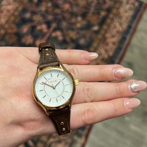 Leather FOSSIL gold and brown watch! No scratches